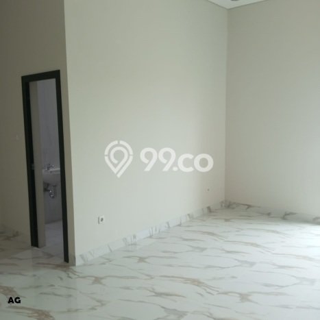 Rumah Luxury Modern Tanpa Renovasi di Kota Wisata Jakarta Timur Rumah Luxury Modern Tanpa Renovasi di Kota Wisata Jakarta Timur