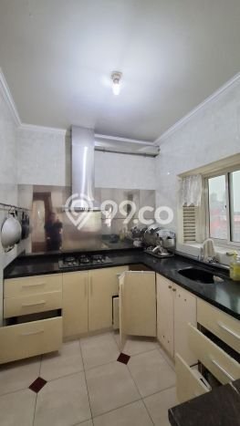 Rumah Elit Modern Tanpa Renovasi di Kota Wisata Jakarta Timur Rumah Elit Modern Tanpa Renovasi di Kota Wisata Jakarta Timur