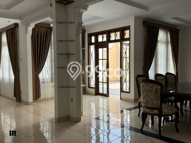 HARGA SPESIAL! Rumah Modern area , Jakarta Timur, Luas 300m2m² Bangunan 350m2m² Bisa Nego! HARGA SPESIAL! Rumah Modern area , Jakarta Timur, Luas 300m2m² Bangunan 350m2m² Bisa Nego!