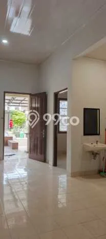 Disewakan! Rumah 2 Kamar Tidur &
1 Kamar Mandi di Kota Wisata, Jakarta Timur Disewakan! Rumah 2 Kamar Tidur &
1 Kamar Mandi di Kota Wisata, Jakarta Timur