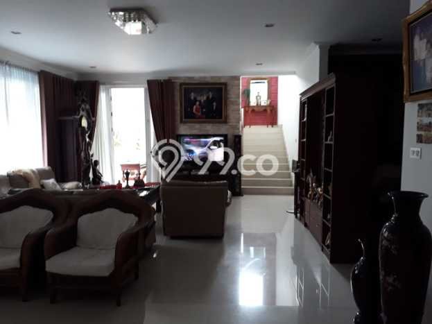 For Sale! Premium House LT 710m2 Desain Elegan di Legenda Wisata For Sale! Premium House LT 710m2 Desain Elegan di Legenda Wisata