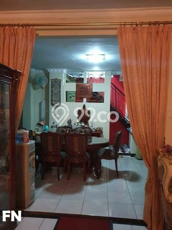 Dijual Hunian Rumah Terawat 5 Kamar di Legenda Wisata, Jakarta Timur Dijual Hunian Rumah Terawat 5 Kamar di Legenda Wisata, Jakarta Timur