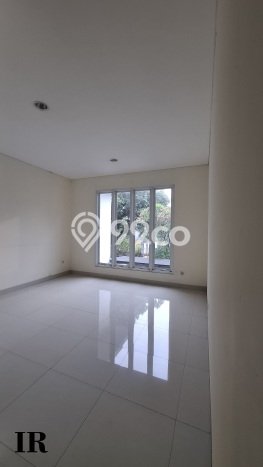 Rumah Mewah LB 500m2 Siap Huni Desain Elegan di Kota Wisata, Jakarta Timur Rumah Mewah LB 500m2 Siap Huni Desain Elegan di Kota Wisata, Jakarta Timur