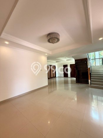 Hunian Super Mewah dengan Akses Paling Strategis di Kota Wisata, Jakarta Timur Hunian Super Mewah dengan Akses Paling Strategis di Kota Wisata, Jakarta Timur