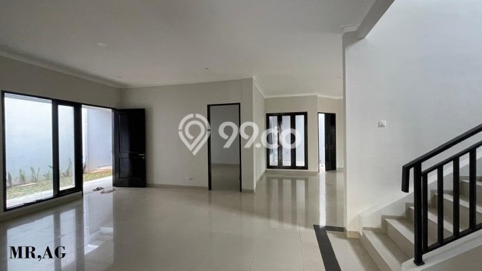 Ready to Use! Luxury House LT 394m2 Desain Modern di Cibubur Ready to Use! Luxury House LT 394m2 Desain Modern di Cibubur