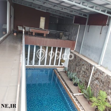 Hunian Elit LB 500m2 Siap Pakai Desain Elegan di Legenda Wisata, Jakarta Timur Hunian Elit LB 500m2 Siap Pakai Desain Elegan di Legenda Wisata, Jakarta Timur