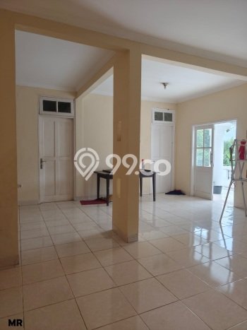 Dijual Rumah Mewah Elegan Dengan View Cantik di Kota Wisata, Jakarta Timur Dijual Rumah Mewah Elegan Dengan View Cantik di Kota Wisata, Jakarta Timur