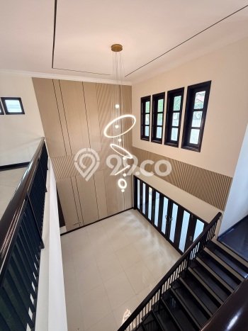 Dijual Rumah Mewah Megah Dengan View Cantik di Citra Grand, Jakarta Timur Dijual Rumah Mewah Megah Dengan View Cantik di Citra Grand, Jakarta Timur