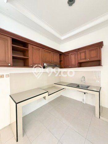 Rumah Elit Modern Siap Huni di Kota Wisata Bogor Rumah Elit Modern Siap Huni di Kota Wisata Bogor