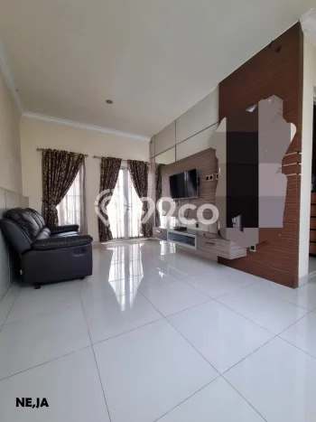Jual Rumah Mewah Elegan Dengan View Eksklusif di Legenda Wisata, Bogor Jual Rumah Mewah Elegan Dengan View Eksklusif di Legenda Wisata, Bogor