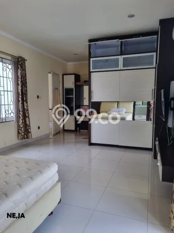 Jual Rumah Mewah Elegan Dengan View Eksklusif di Legenda Wisata, Bogor Jual Rumah Mewah Elegan Dengan View Eksklusif di Legenda Wisata, Bogor