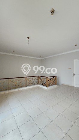 Dijual Rumah Luas Elegan Dengan View Cantik di Kota Wisata, Jakarta Timur Dijual Rumah Luas Elegan Dengan View Cantik di Kota Wisata, Jakarta Timur