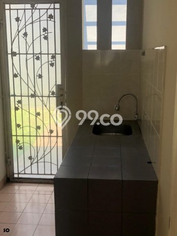 Rumah Luas Asri 3 KT Siap Pakai di Cibubur Jakarta Timur Rumah Luas Asri 3 KT Siap Pakai di Cibubur Jakarta Timur