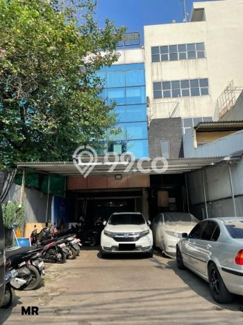 Ruko Dijual di Jakarta Selatan LT 169m2 & LB 692m2 Lokasi Terbaik! Ruko Dijual di Jakarta Selatan LT 169m2 & LB 692m2 Lokasi Terbaik!