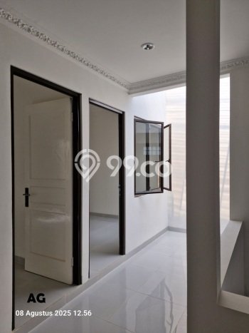 Dijual Hunian Rumah Terawat 3 KT di Kota Wisata, Jakarta Timur Dijual Hunian Rumah Terawat 3 KT di Kota Wisata, Jakarta Timur