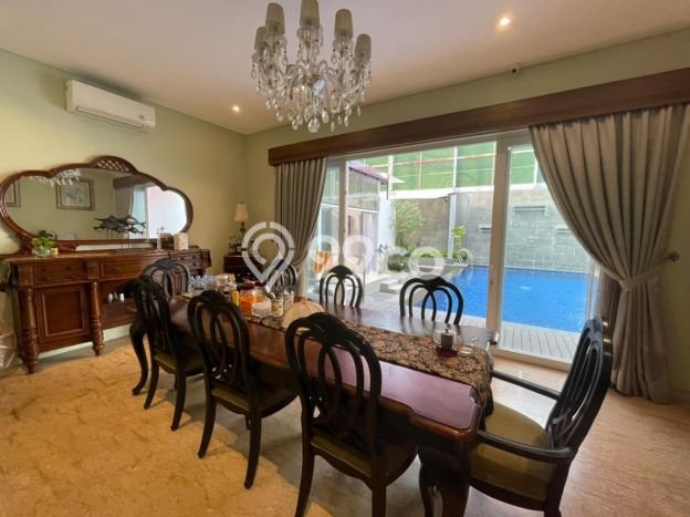 Rumah Eksklusif Siap Huni LT 530m2 di Tebet, Jakarta Selatan Rumah Eksklusif Siap Huni LT 530m2 di Tebet, Jakarta Selatan