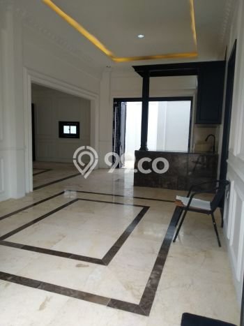 Hunian Mewah LB 685m2 Siap Huni Desain Elegan di Ciganjur, Jakarta Selatan Hunian Mewah LB 685m2 Siap Huni Desain Elegan di Ciganjur, Jakarta Selatan