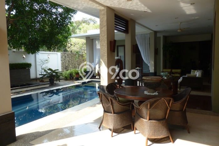 Hunian Mewah LB 750m2 Siap Pakai Desain Elegan di Kemang, Jakarta Selatan Hunian Mewah LB 750m2 Siap Pakai Desain Elegan di Kemang, Jakarta Selatan