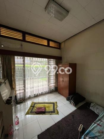 Hunian Mewah Siap Huni LT 558m2 di Kebayoran Lama, Jakarta Selatan Hunian Mewah Siap Huni LT 558m2 di Kebayoran Lama, Jakarta Selatan