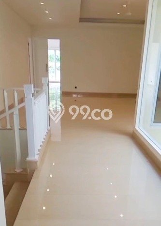 Rumah Mewah LB 381m2 Siap Pakai Desain Elegan di Pejaten, Jakarta Selatan Rumah Mewah LB 381m2 Siap Pakai Desain Elegan di Pejaten, Jakarta Selatan