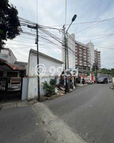 Siap Huni Rumah Mewah 0 Kamar di Kebayoran Baru Dekat ke Mana Pun Siap Huni Rumah Mewah 0 Kamar di Kebayoran Baru Dekat ke Mana Pun
