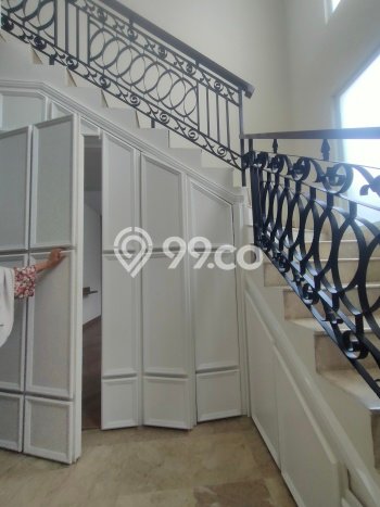 Sewa Rumah Nyaman di Kemang LT 350m2 / LB 600m2 Siap Huni Sewa Rumah Nyaman di Kemang LT 350m2 / LB 600m2 Siap Huni