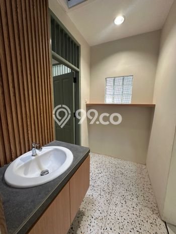 Rumah di Lebak Bulus, Akses ke Mall, 6 KT Rumah di Lebak Bulus, Akses ke Mall, 6 KT