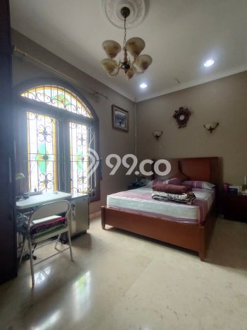 Rumah Elit Modern Tanpa Renovasi di Jati Padang Jakarta Selatan Rumah Elit Modern Tanpa Renovasi di Jati Padang Jakarta Selatan