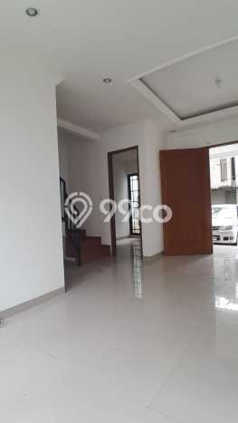 Rumah di Lebak Bulus, Dekat Sekolah, 3 KT Rumah di Lebak Bulus, Dekat Sekolah, 3 KT