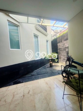 Sewa Rumah Nyaman di Kemang LT 350m2 / LB 600m2 Siap Huni Sewa Rumah Nyaman di Kemang LT 350m2 / LB 600m2 Siap Huni