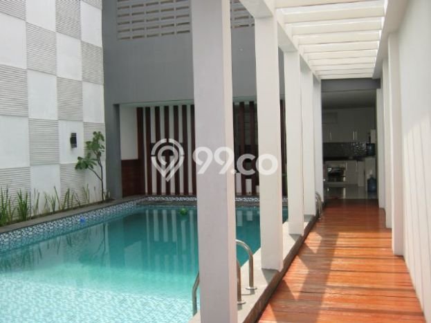 Hunian Eksklusif Siap Huni LT 620m2 di Menteng, Jakarta Pusat Hunian Eksklusif Siap Huni LT 620m2 di Menteng, Jakarta Pusat