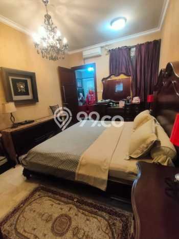 Hunian Mewah LB 200m2 Siap Pakai Desain Elegan di Pejaten, Jakarta Selatan Hunian Mewah LB 200m2 Siap Pakai Desain Elegan di Pejaten, Jakarta Selatan