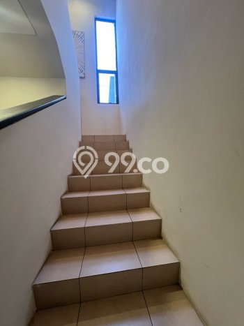 LISTING BARU! Rumah Strategis area Batujajar, LT 162m2m² Bangunan 193m2m² LISTING BARU! Rumah Strategis area Batujajar, LT 162m2m² Bangunan 193m2m²