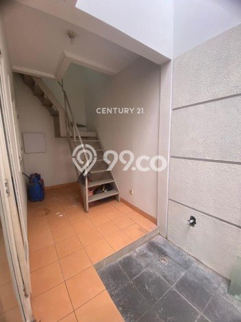 Jarang Ada! Rumah Sewa 4 Kamar Nyaman Siap Huni Kota Baru Parahyangan Jarang Ada! Rumah Sewa 4 Kamar Nyaman Siap Huni Kota Baru Parahyangan