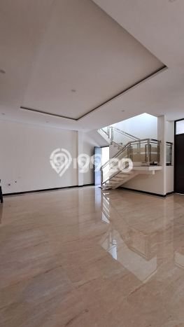Hunian Elit LB 200m2 Siap Pakai Desain Elegan di Araya, Malang Hunian Elit LB 200m2 Siap Pakai Desain Elegan di Araya, Malang