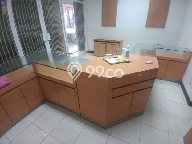 AREA PREMIUM! Ruko For Rent di Gondokusuman, Luas 900m², Jalan Utama AREA PREMIUM! Ruko For Rent di Gondokusuman, Luas 900m², Jalan Utama