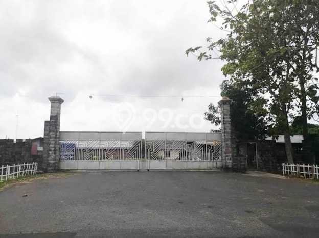Gudang Kawasan Niaga Kawasan Berbah, Luas 2000m2m², Siap Operasional Gudang Kawasan Niaga Kawasan Berbah, Luas 2000m2m², Siap Operasional
