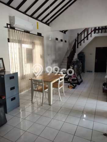Siap Huni Rumah Mewah 6 Kamar di Depok Dekat ke Mana Saja Siap Huni Rumah Mewah 6 Kamar di Depok Dekat ke Mana Saja