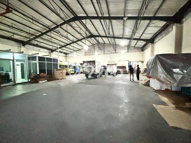 Gudang Kawasan Komersial Kawasan Mlati, Luas 1500m2m², Disewakan, Ready Digunakan Gudang Kawasan Komersial Kawasan Mlati, Luas 1500m2m², Disewakan, Ready Digunakan