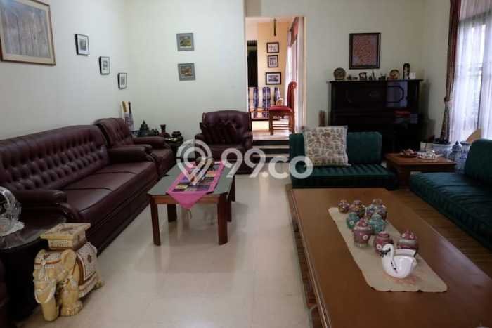 Siap Huni Rumah Mewah 4 Kamar di Kebayoran Lama Dekat ke Mana Pun Siap Huni Rumah Mewah 4 Kamar di Kebayoran Lama Dekat ke Mana Pun