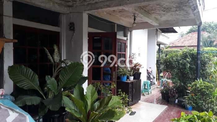 Siap Huni Rumah Mewah 5 Kamar di Kebayoran Lama Dekat ke Mana Pun Siap Huni Rumah Mewah 5 Kamar di Kebayoran Lama Dekat ke Mana Pun
