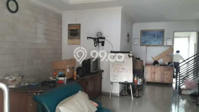 Hunian Mewah Dijual LT 227m2 di Kebayoran Lama, Jakarta Selatan Hunian Mewah Dijual LT 227m2 di Kebayoran Lama, Jakarta Selatan
