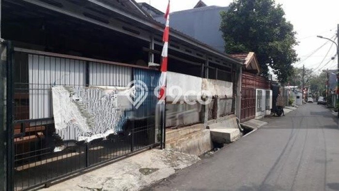 Siap Huni Rumah Mewah 2 Kamar di Kebayoran Lama Dekat ke Mana Saja Siap Huni Rumah Mewah 2 Kamar di Kebayoran Lama Dekat ke Mana Saja