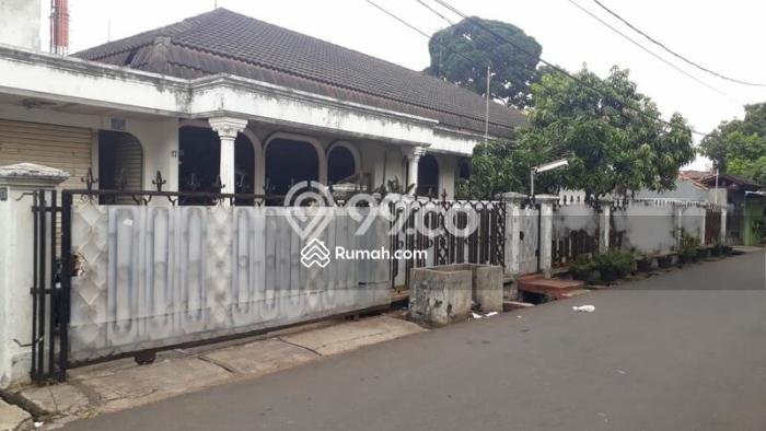 Siap Huni Hunian Elit 4 Kamar di Kebayoran Lama Dekat ke Mana Saja Siap Huni Hunian Elit 4 Kamar di Kebayoran Lama Dekat ke Mana Saja