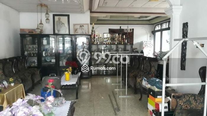 Siap Huni Hunian Elit 4 Kamar di Kebayoran Lama Dekat ke Mana Saja Siap Huni Hunian Elit 4 Kamar di Kebayoran Lama Dekat ke Mana Saja