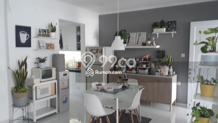 Siap Huni Hunian Elit 4 Kamar di Pesanggrahan Dekat ke Mana Pun Siap Huni Hunian Elit 4 Kamar di Pesanggrahan Dekat ke Mana Pun