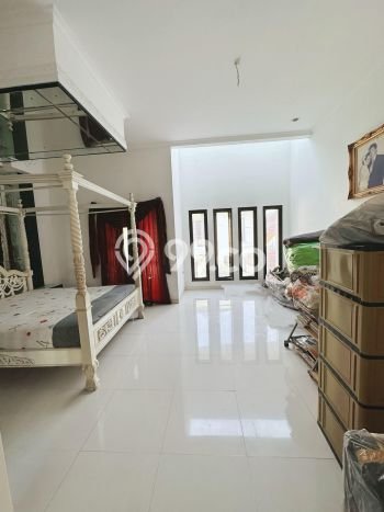 For Sale Hunian Rumah Terawat 4 Kamar di Bintaro, Tangerang Selatan For Sale Hunian Rumah Terawat 4 Kamar di Bintaro, Tangerang Selatan