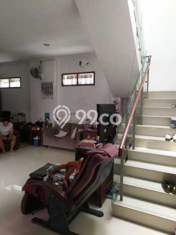 Siap Huni Rumah Mewah 5 Kamar di Kebayoran Lama Dekat ke Mana Saja Siap Huni Rumah Mewah 5 Kamar di Kebayoran Lama Dekat ke Mana Saja
