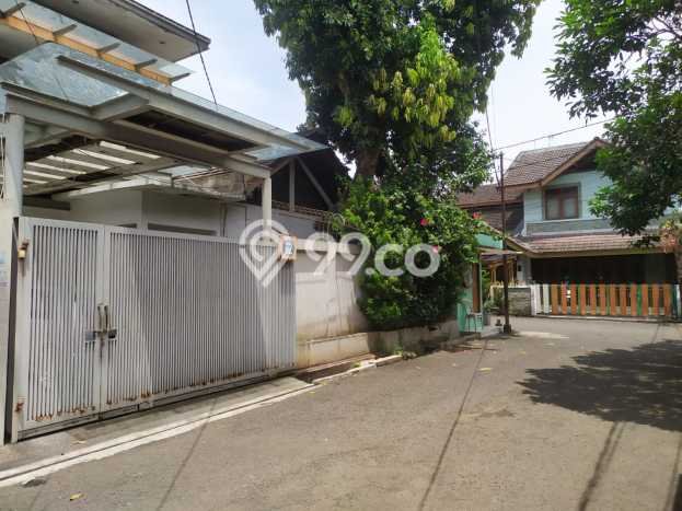 Siap Huni Rumah Mewah 5 Kamar di Kebayoran Lama Dekat ke Mana Saja Siap Huni Rumah Mewah 5 Kamar di Kebayoran Lama Dekat ke Mana Saja