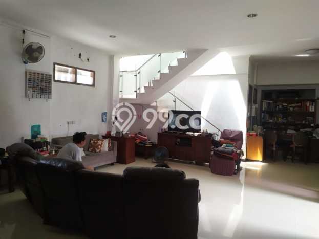 Siap Huni Rumah Mewah 5 Kamar di Kebayoran Lama Dekat ke Mana Saja Siap Huni Rumah Mewah 5 Kamar di Kebayoran Lama Dekat ke Mana Saja